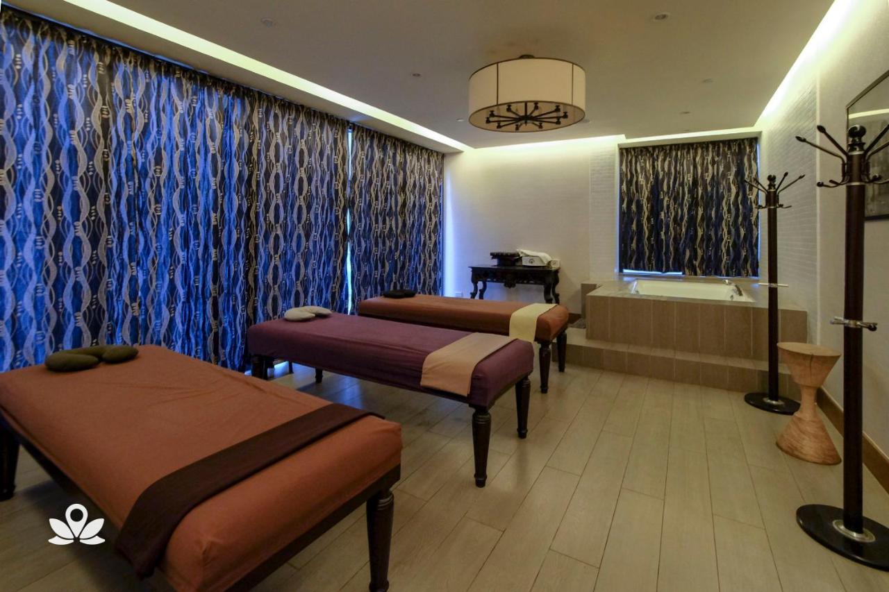 Zen Home Knightsbridge Residences Makati Makati City Bagian luar foto